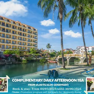 מלון Babylon Riverside &