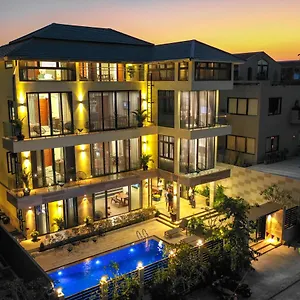 Haven Hotel